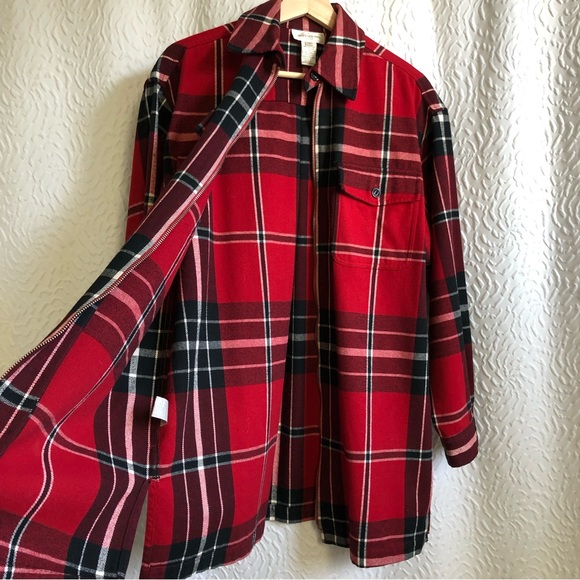 Jones New York Red, Black & White Plaid Zip-Up Long-sleeve Shirt Jacket Shacket - Picture 3 of 13